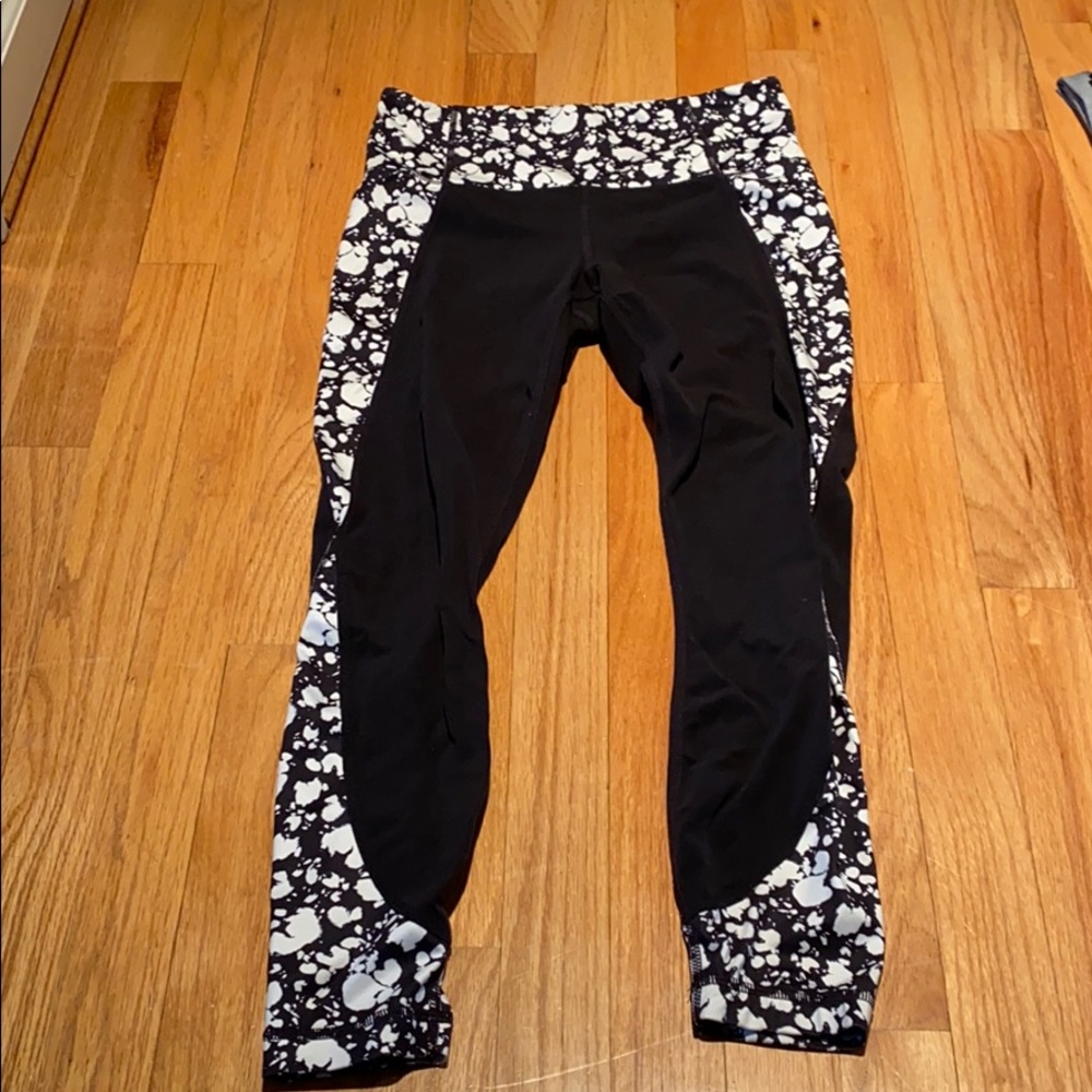 Athleta 7/8 Legging